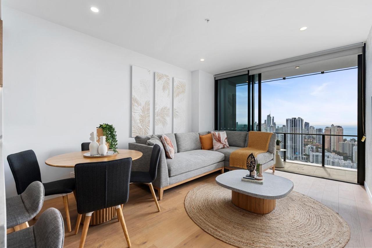 Broadbeach Casino Private Apartments - Gclr Gold Coast Bagian luar foto