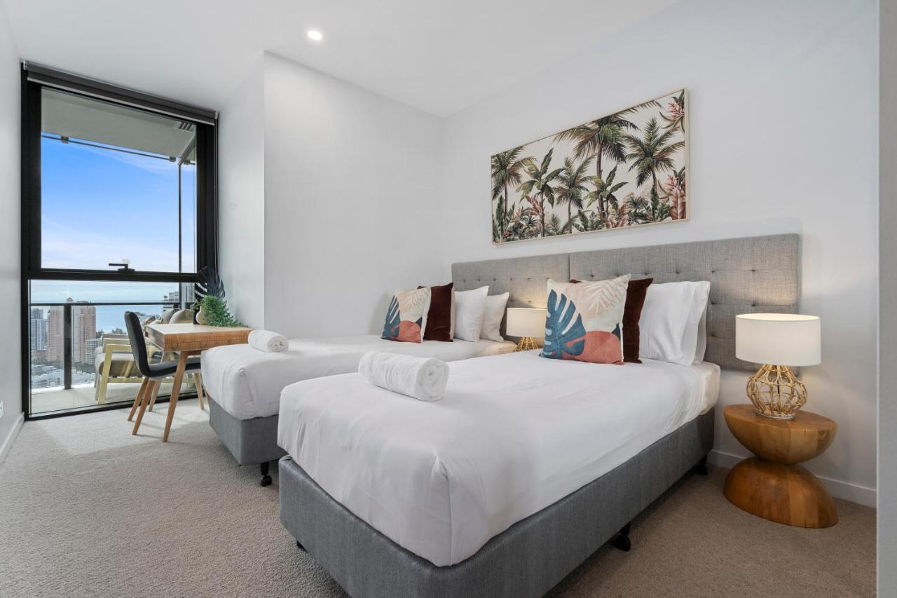 Broadbeach Casino Private Apartments - Gclr Gold Coast Bagian luar foto