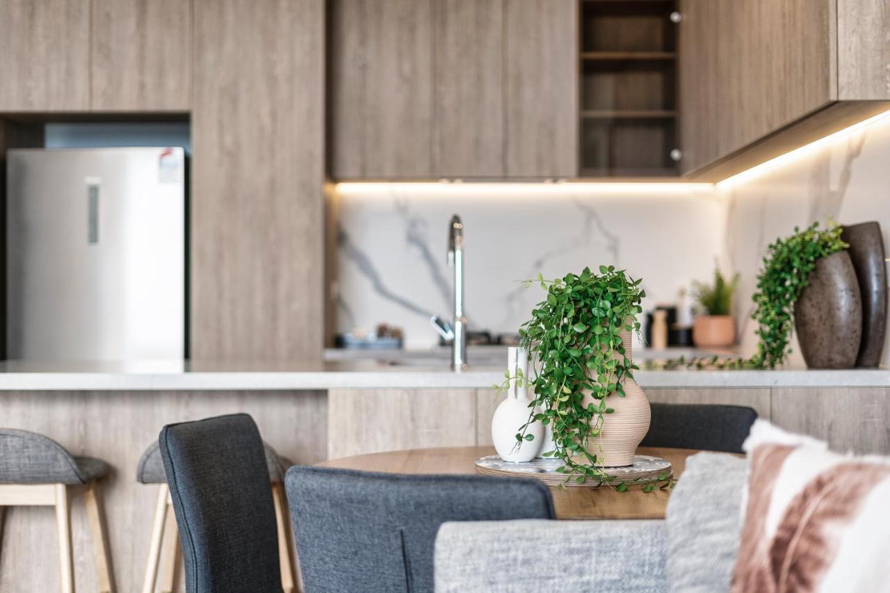 Broadbeach Casino Private Apartments - Gclr Gold Coast Bagian luar foto