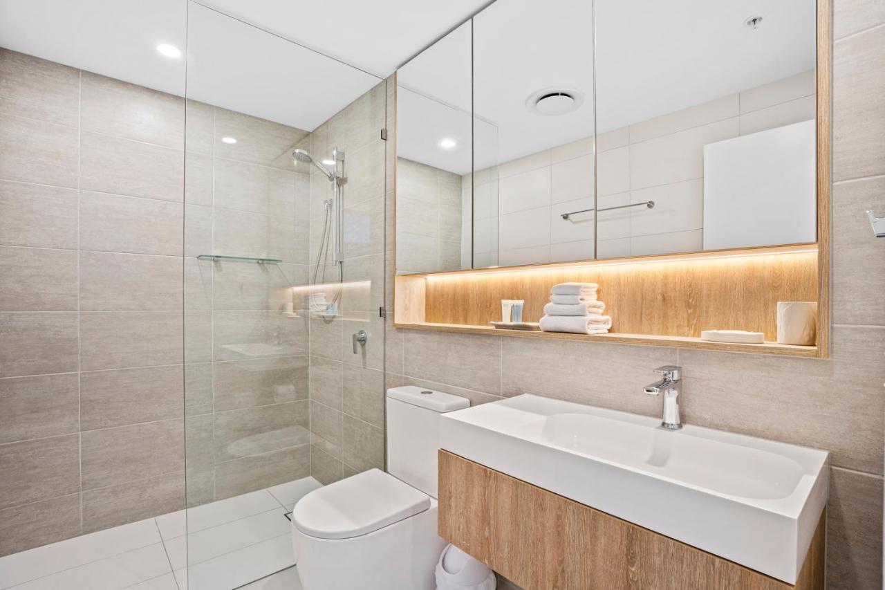 Broadbeach Casino Private Apartments - Gclr Gold Coast Bagian luar foto