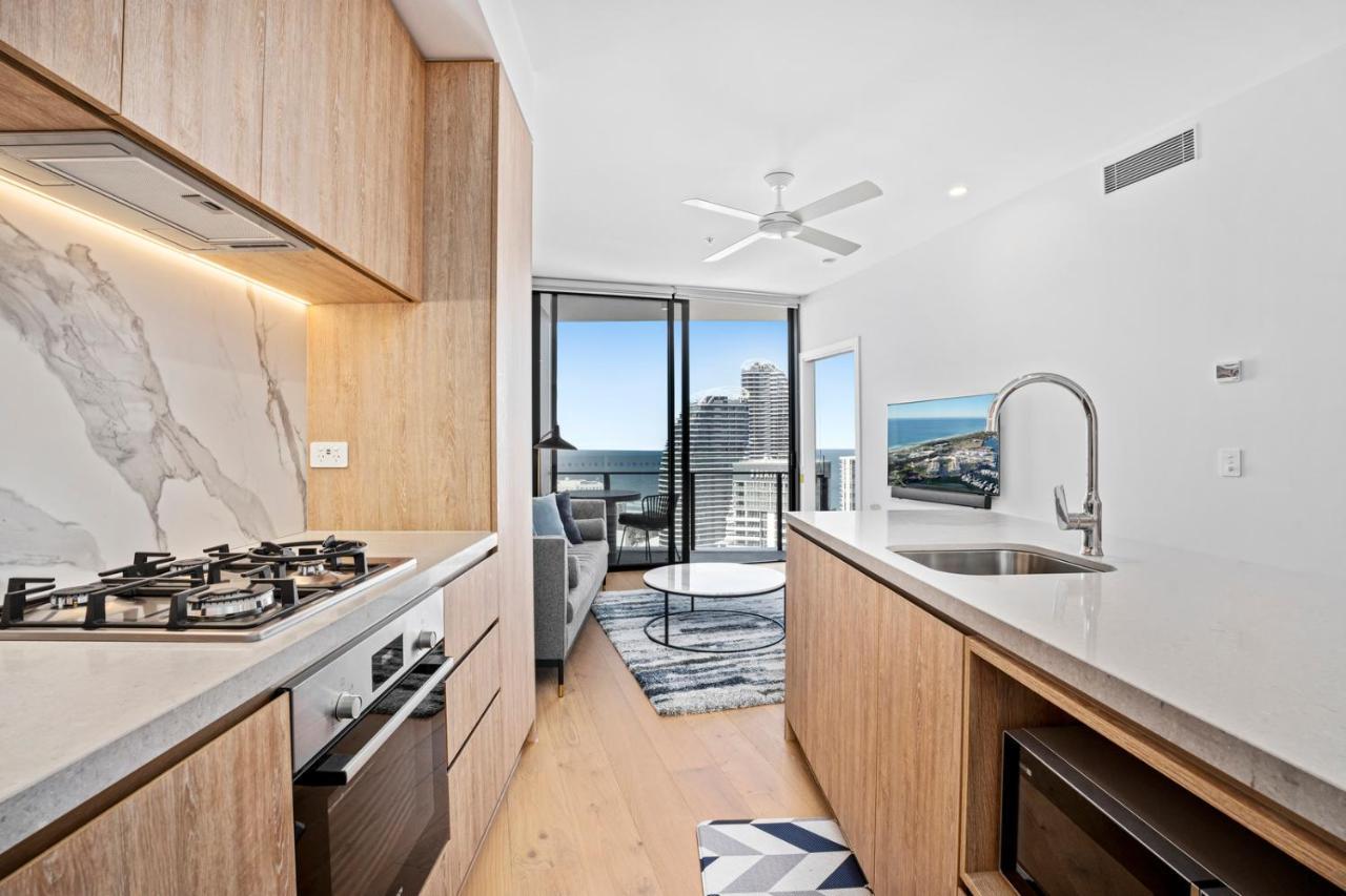 Broadbeach Casino Private Apartments - Gclr Gold Coast Bagian luar foto