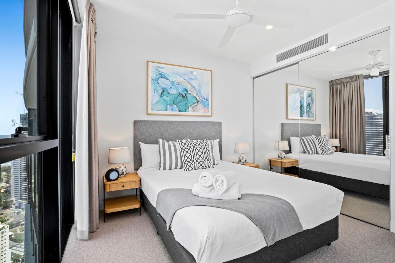 Broadbeach Casino Private Apartments - Gclr Gold Coast Bagian luar foto